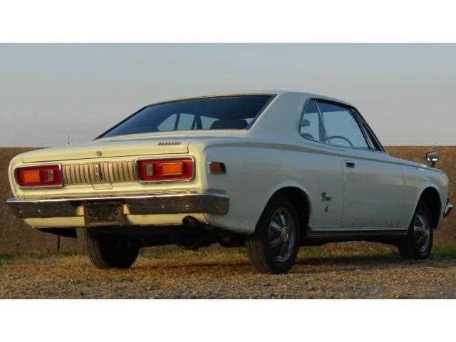 1969 Toyota Crown MS50 Hardtop Coupe Japan white images (2).jpg