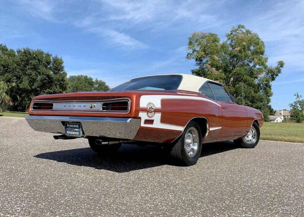 1970 Dodge Coronet Super Bee 383 V8 Burnt Orange (10).jpg
