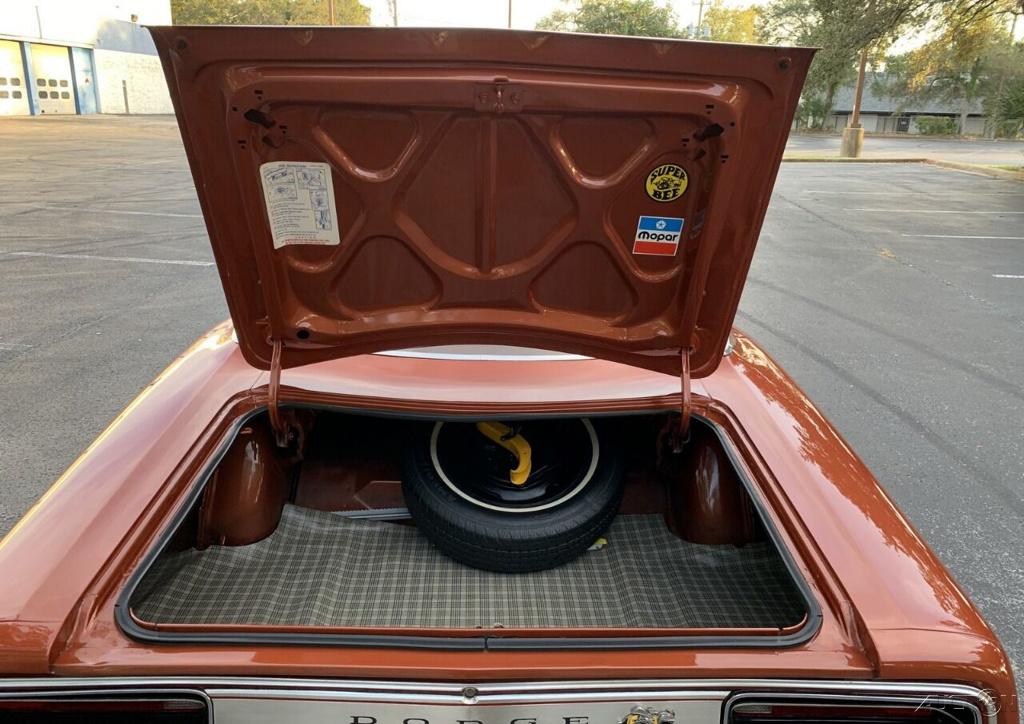 1970 Dodge Coronet Super Bee 383 V8 Burnt Orange (20).jpg
