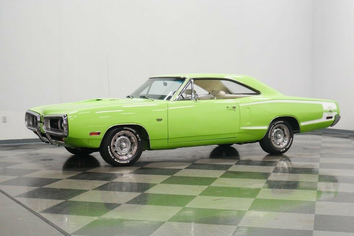 1970 Dodge Coronet Super Bee Hardtop 383 big block Green image (1).jpg