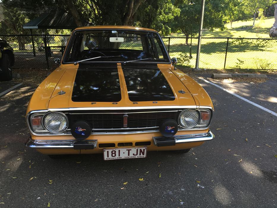 1970 Ford Cortina GT Sedan (3).jpg