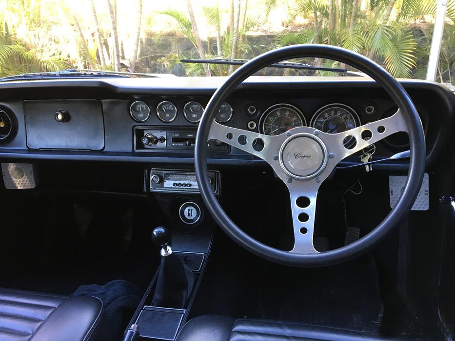 1970 Interior Ford Cortina GT black vinyl (2).jpg