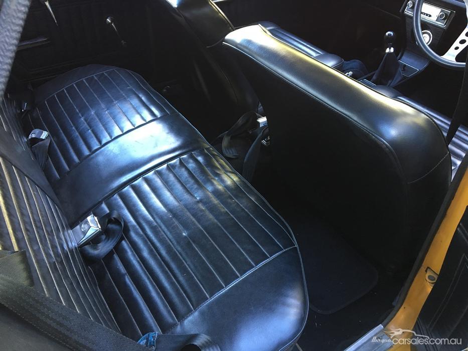 1970 Interior Ford Cortina GT black vinyl (3).jpg