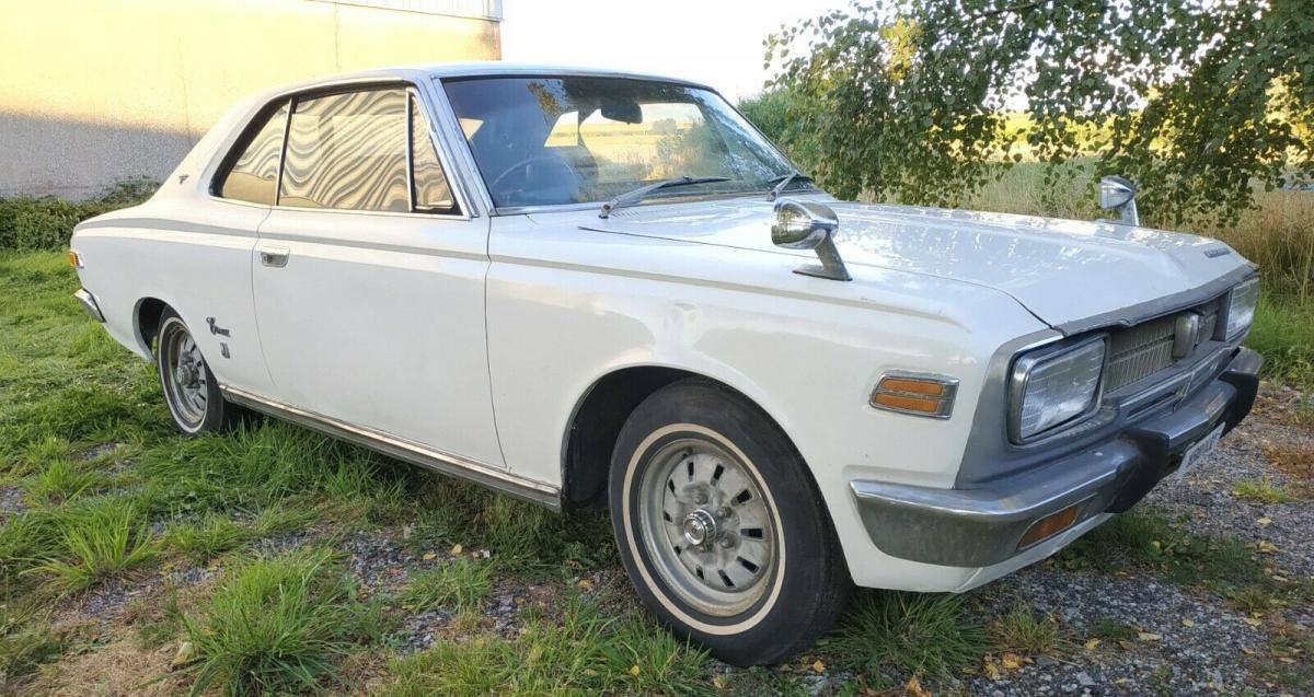 1970 MS51 MS50 Toyota Crown Coupe white hardtop images (12).jpg