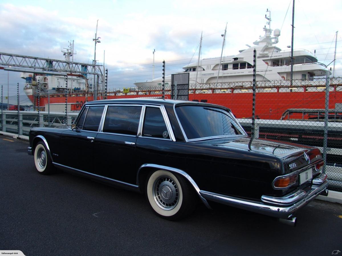 1970 Mercedes 600 Pullman Limousine Grosser black NZ (11).jpg