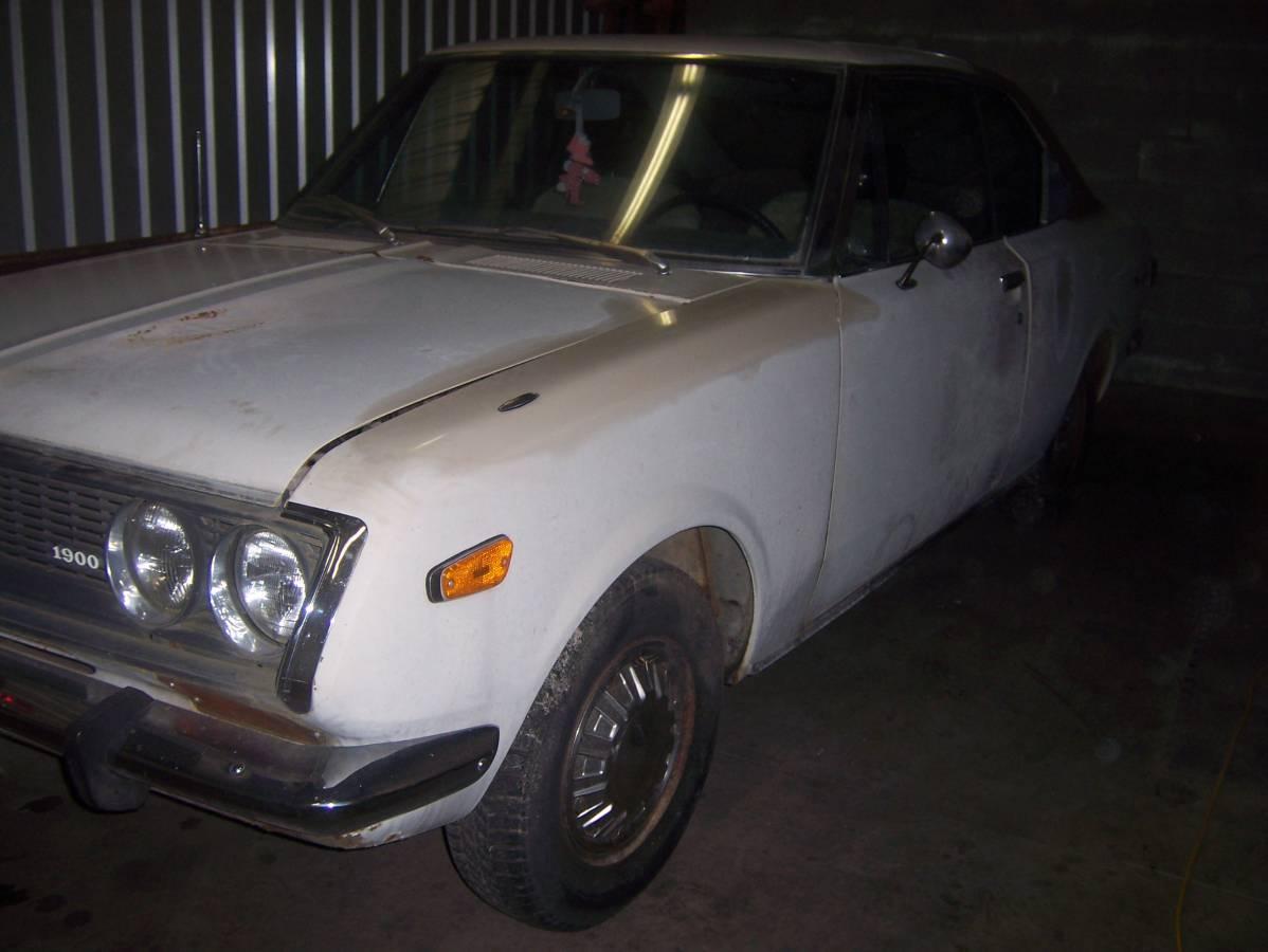 1970 Toyota Corona MKII RT72 Hardtop coupe (3).jpg