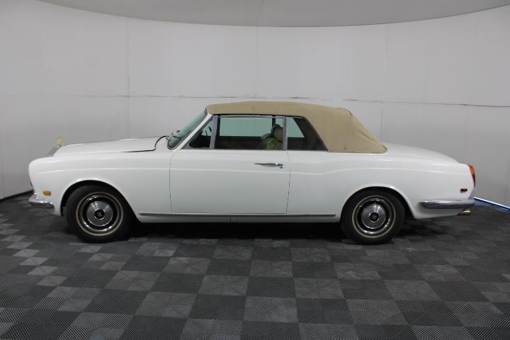 1971 Corniche Australia sold auction (11).jpg