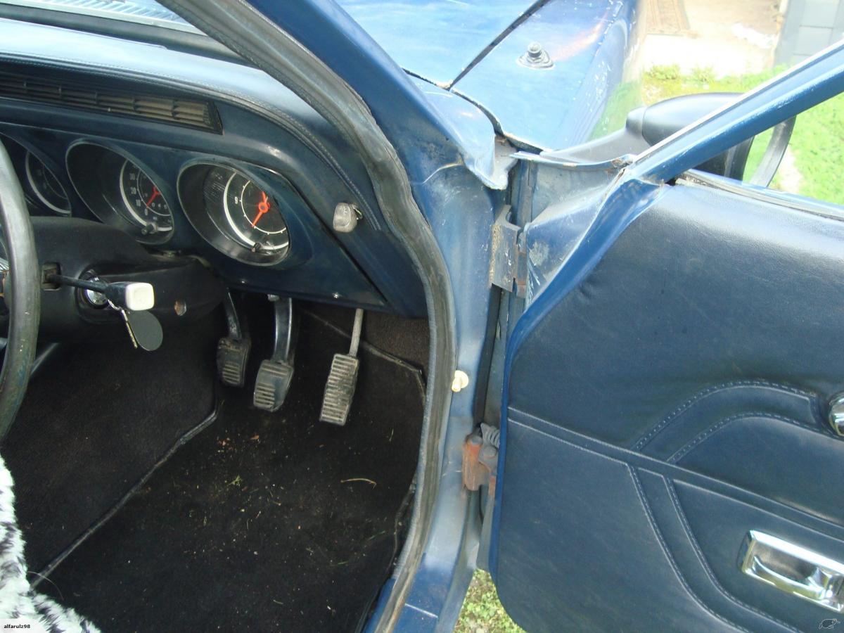 1971 Ford Cortina MK2 GT Coupe (13).jpg