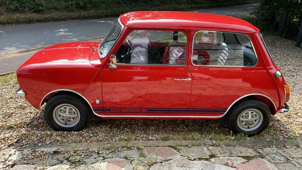 1971 Mini Clubman GT red UK images restored pics (1).jpg