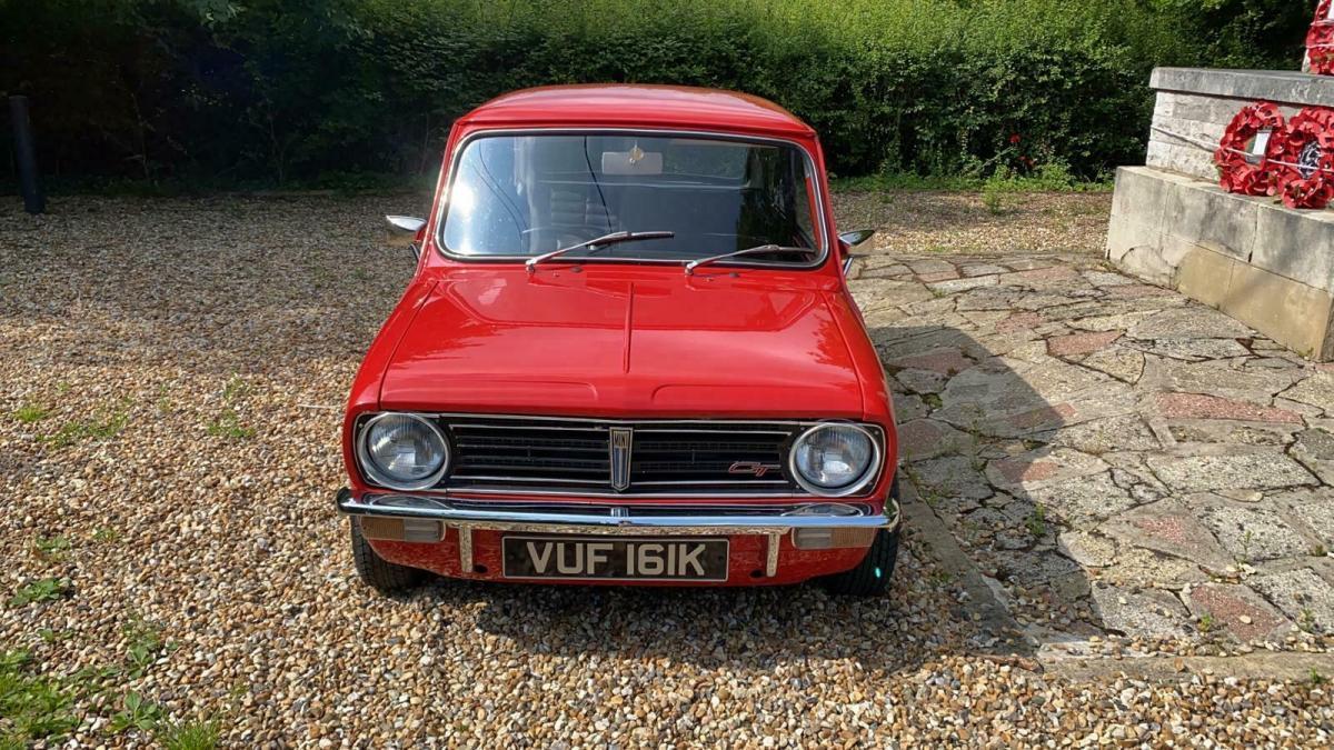 1971 Mini Clubman GT red UK images restored pics (11).jpg