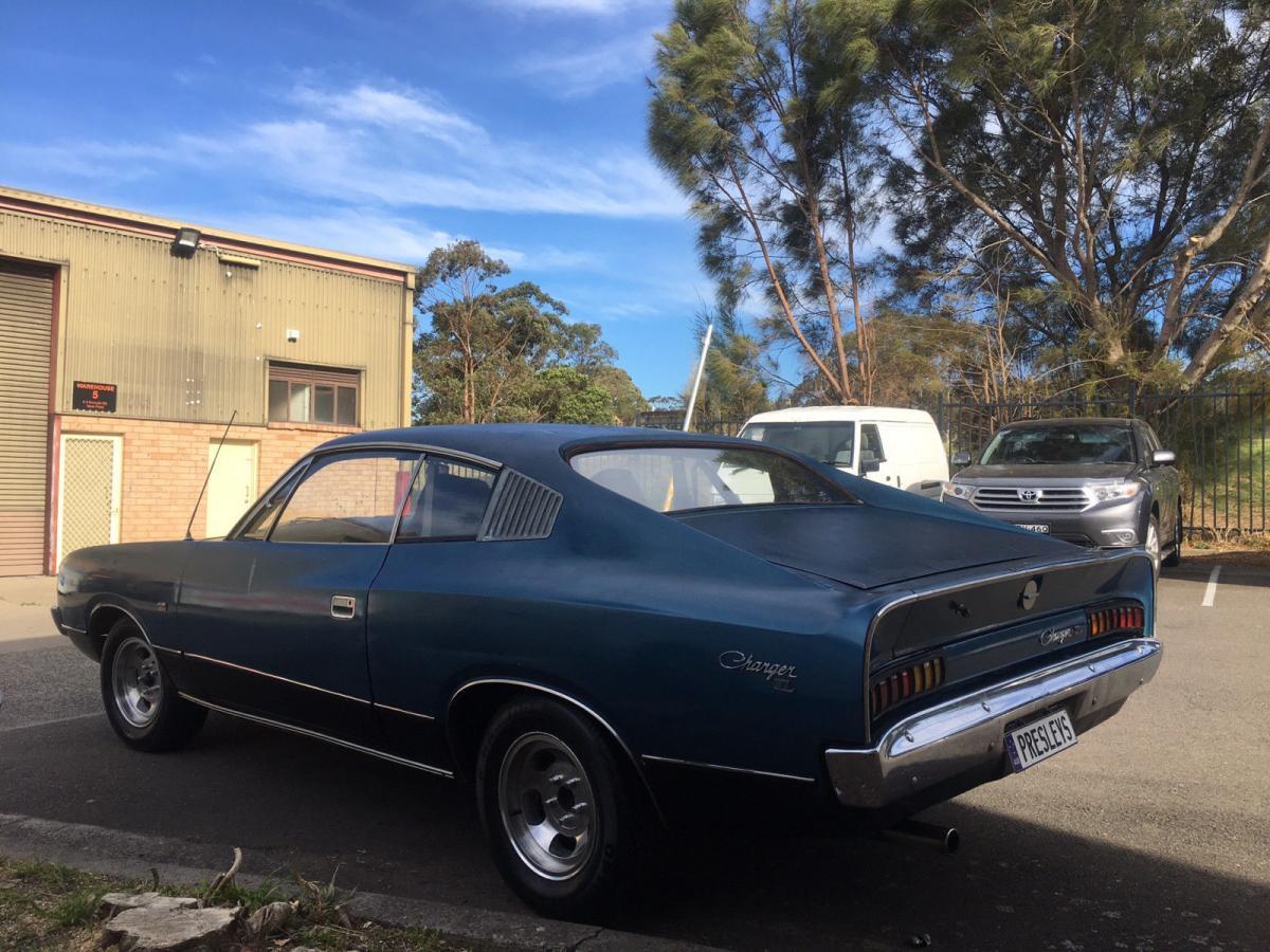 1971 VH Chrysler Valiant Charger XL Blue (2).jpg