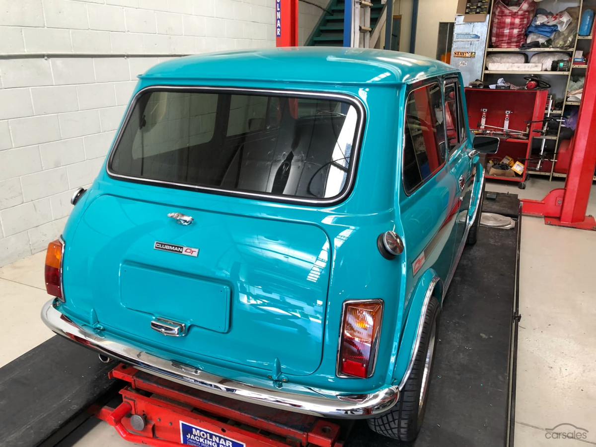 1972 Gambier Turquoise Mini Clubman GT Australia restoration images (16).png