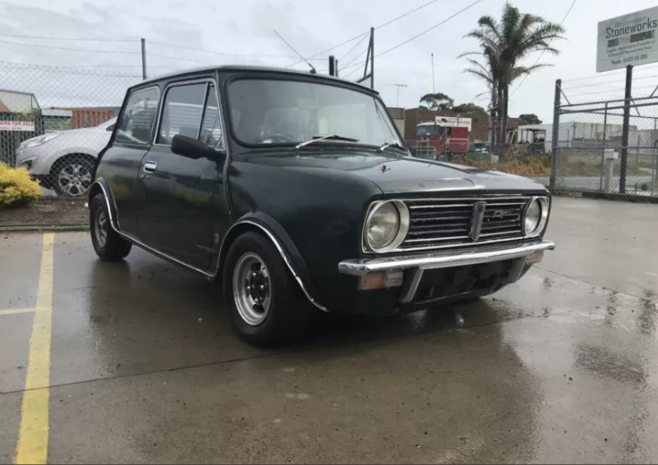 1972 Leyland Mini Clubman GT Australia black 2019 image (2).png