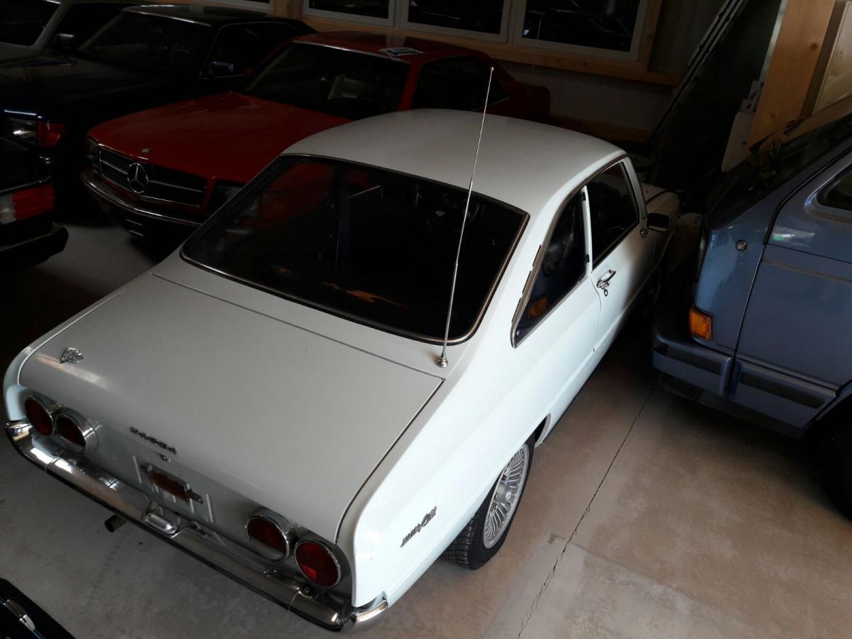 1972 Mazda R100 Coupe White Europe (4).jpg