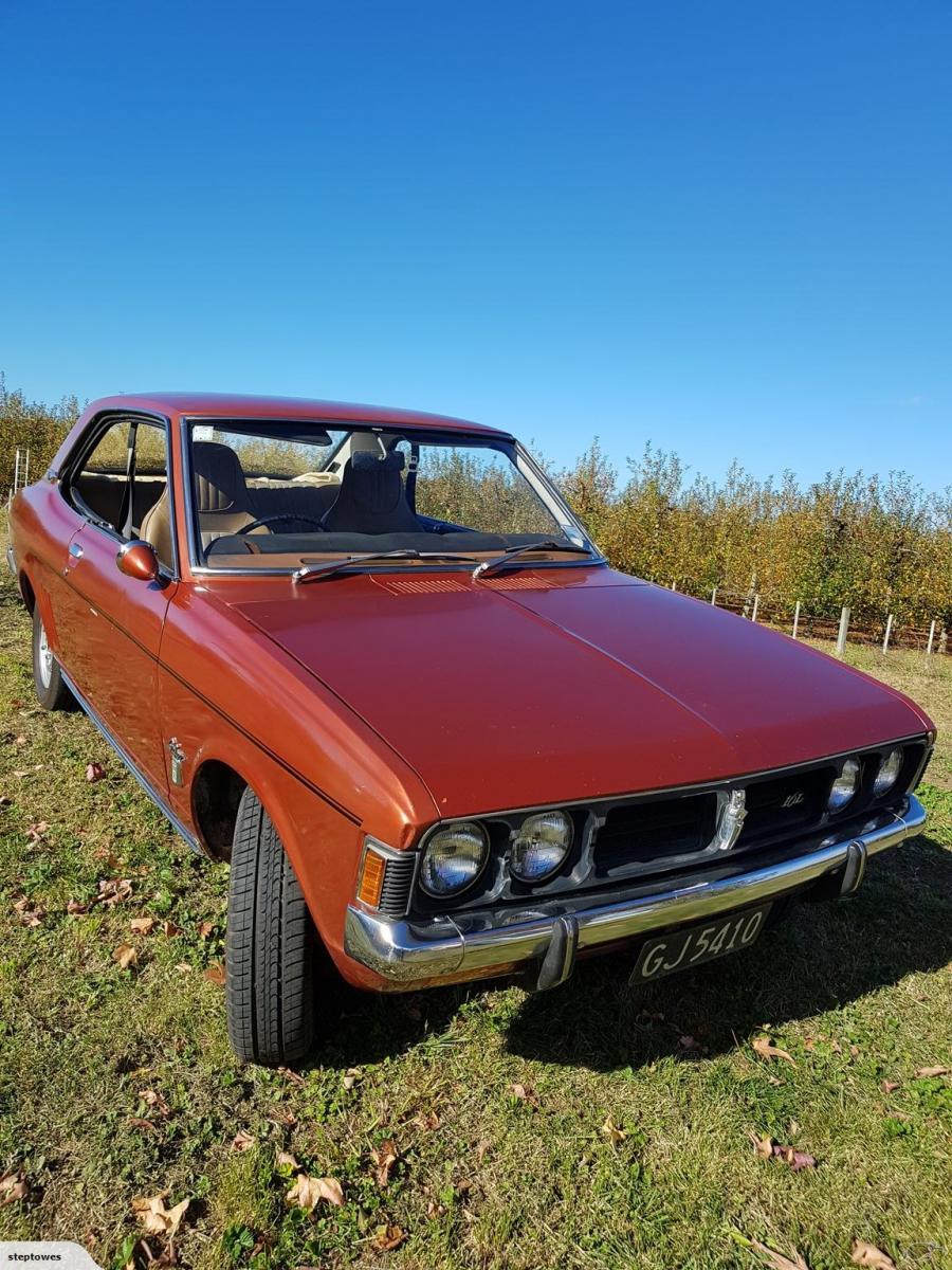 1972 Mitsubishi Galant NZ hardtop coupe brown classic (1).jpg