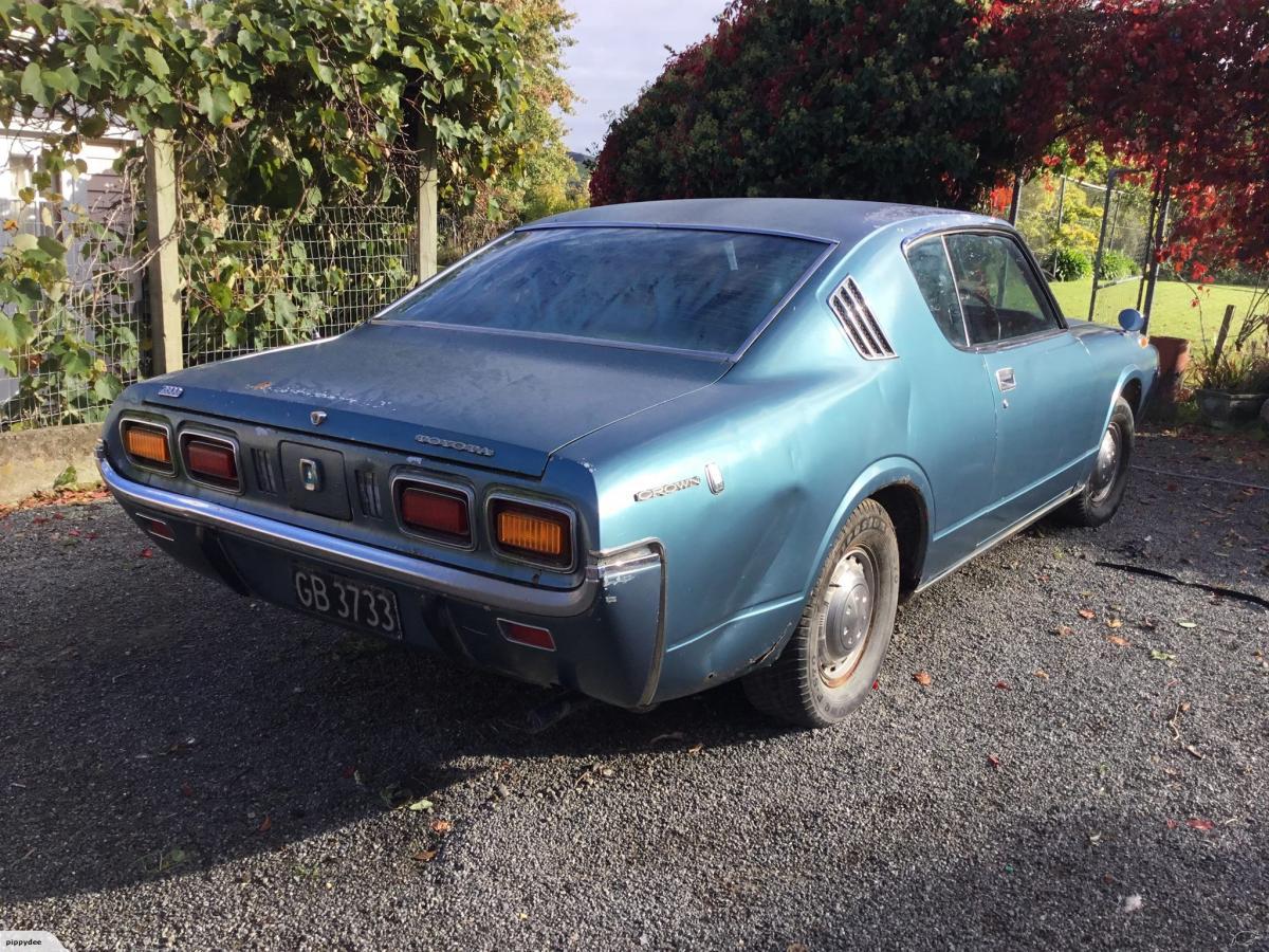 1972 Toyota Crown MS70 Coupe images blue (2).jpg