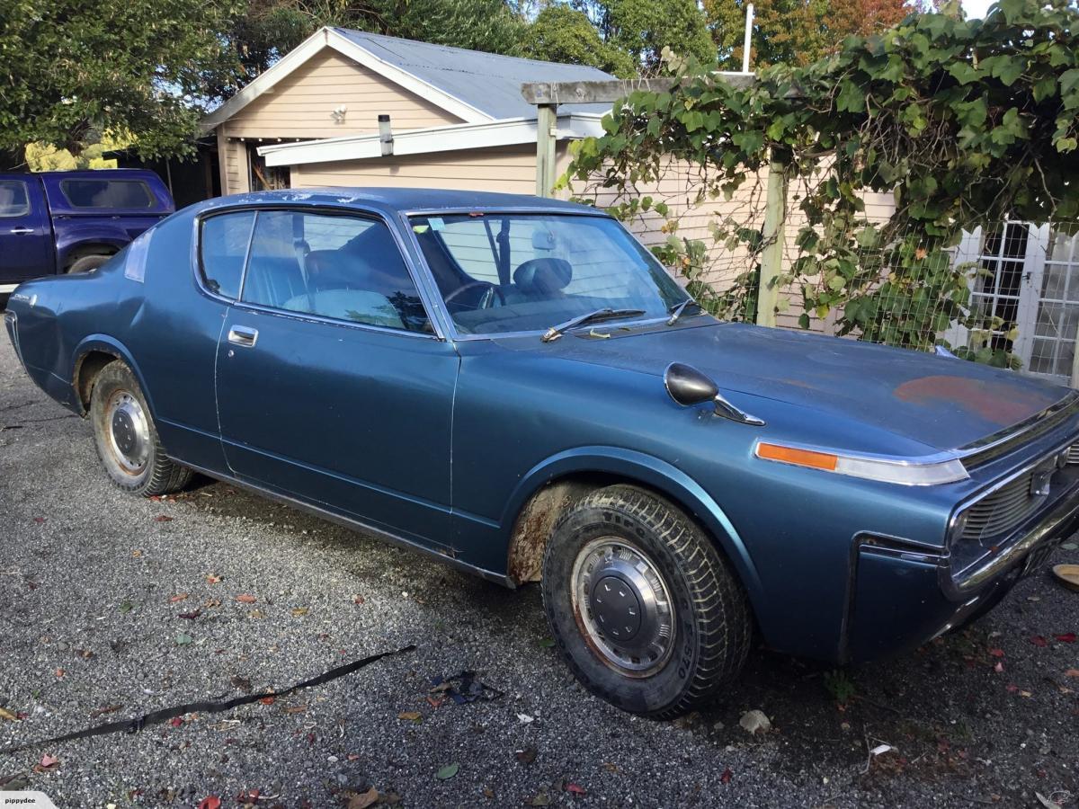 1972 Toyota Crown MS70 Coupe images blue (3).jpg