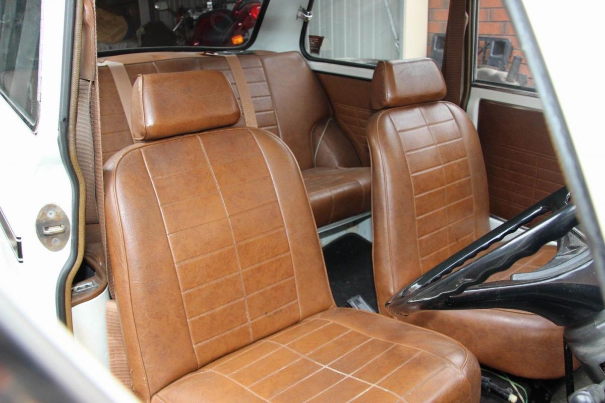 1973 Crystal White Australian Clubman GT with Chestnut interior images (8).jpg