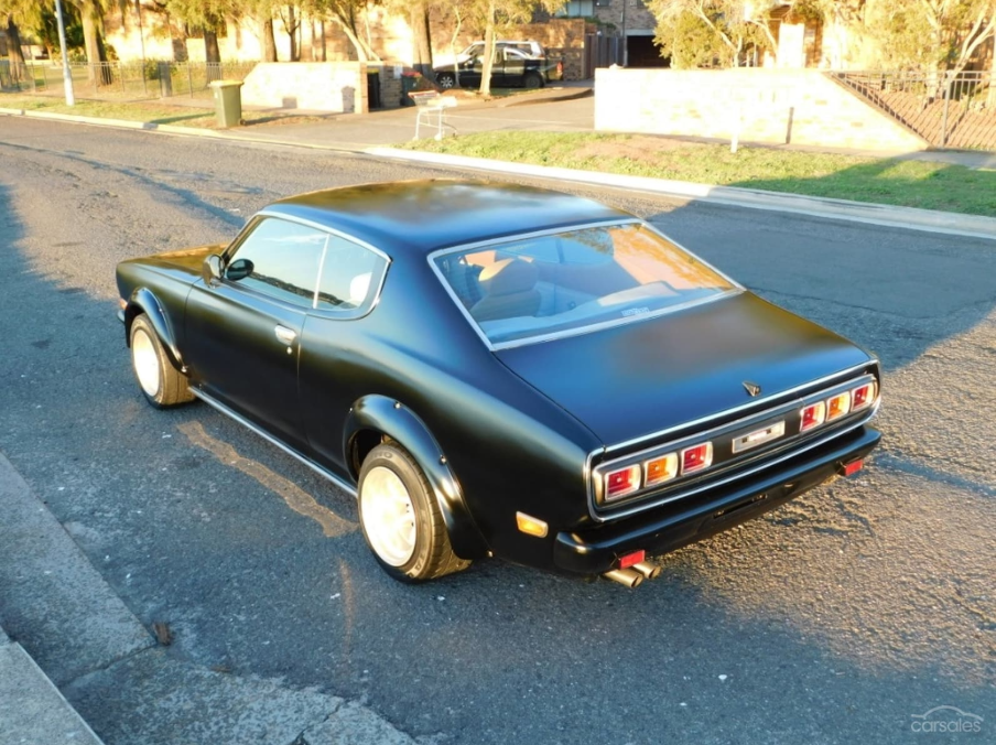 1973 Datsun 610 SSS Bluebird Coupe Japanese spec images (3).png