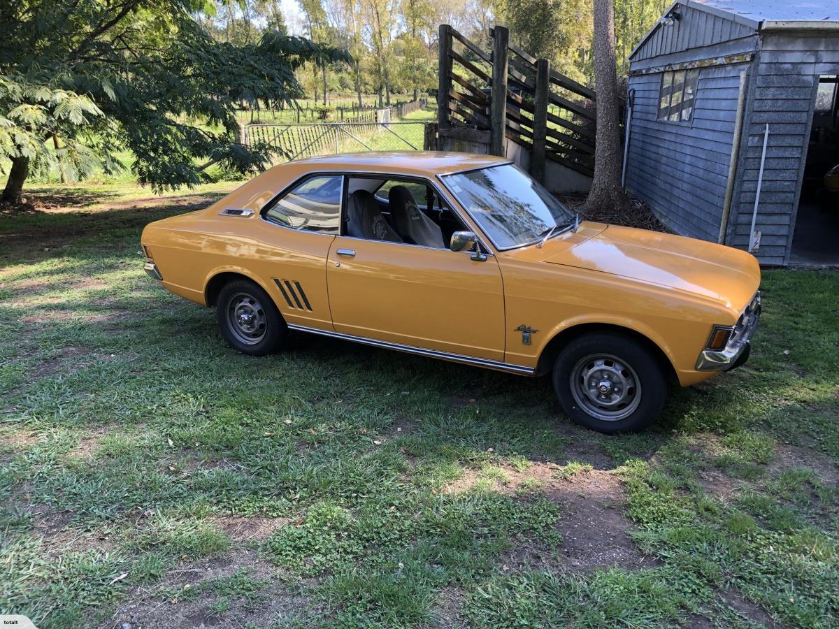 1973 Mitsubishi Galant Coupe yellow NZ (1).jpg