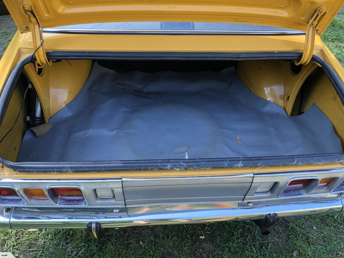 1973 Mitsubishi Galant Coupe yellow NZ (11).jpg