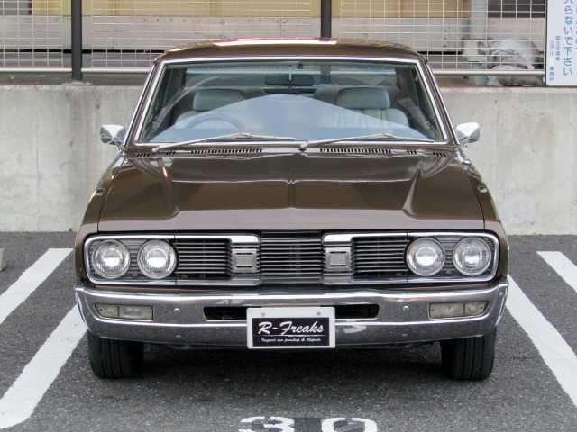 1973 Nissan Gloria 230 Series 2 door hardtop coupe images Japan 260C (3).jpg