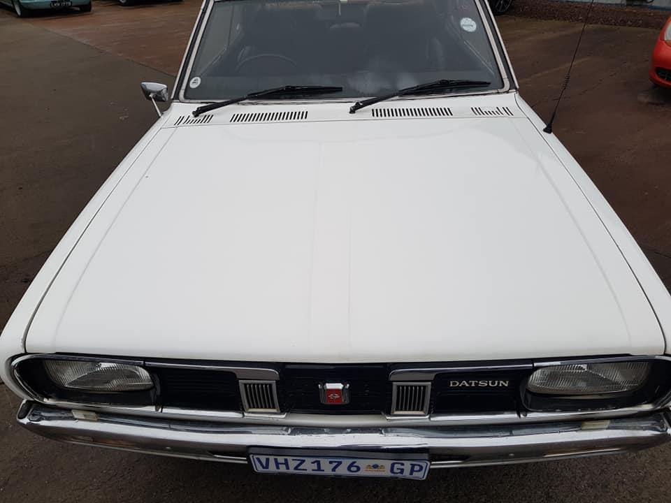 1974 230 series Datsun 260C coupe hardtop white images South africa UK import (10).jpg