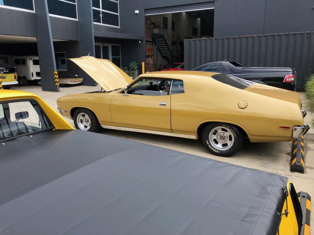 1974 Gold Ford Landau Coupe Australia images (2).jpg