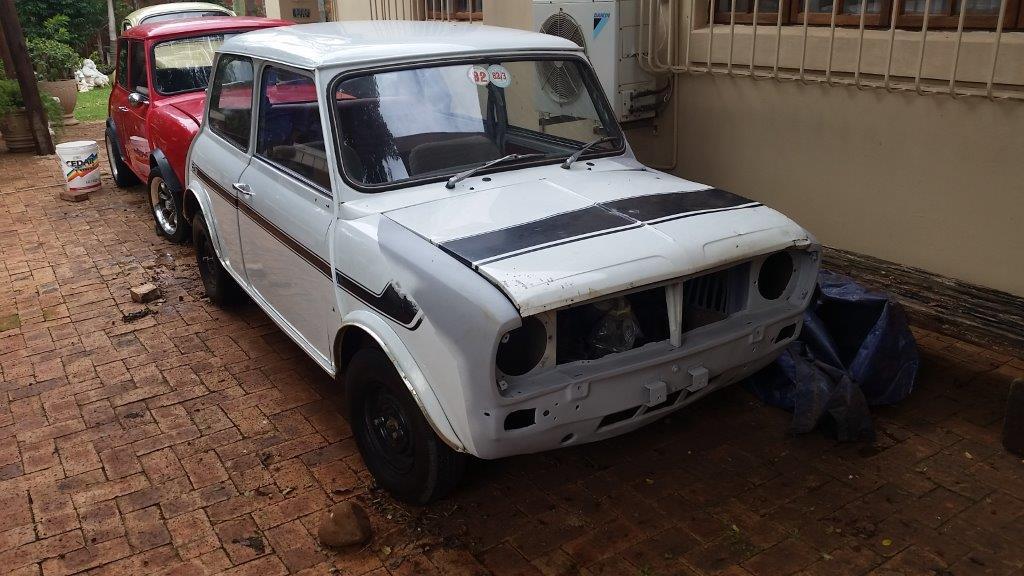 1974 Leyland Mini GTS early in white paint (4).jpg