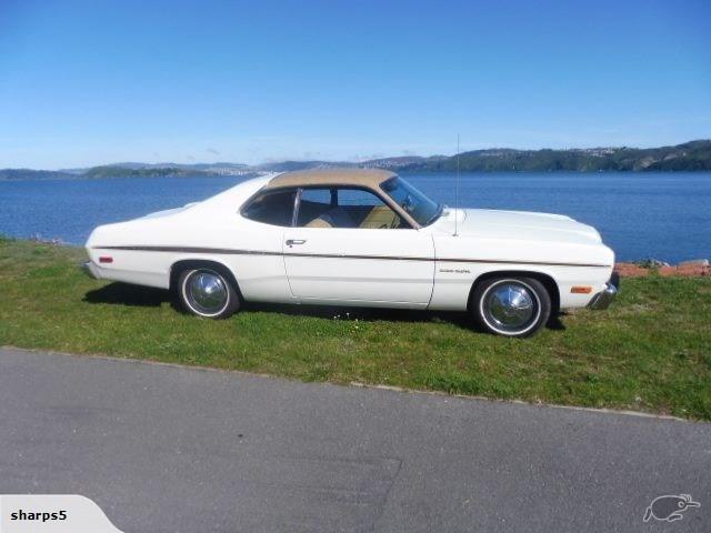 1974 Plymouth Gold Duster white NZ (3).jpg