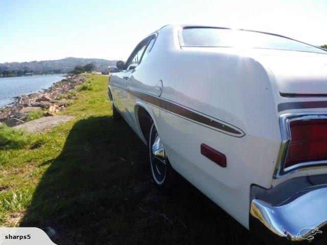 1974 Plymouth Gold Duster white NZ (5).jpg