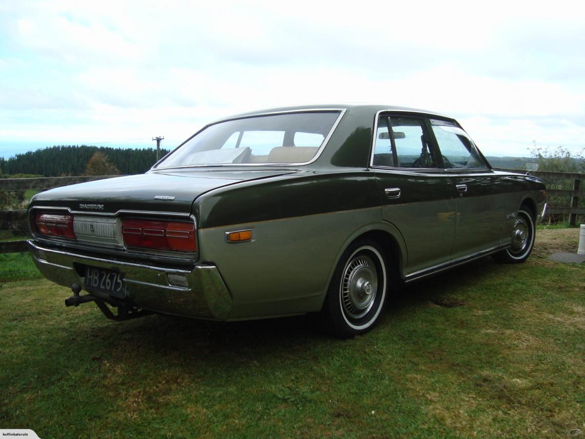 1975 Datsun 230 series 260C Sedan images (17).jpg