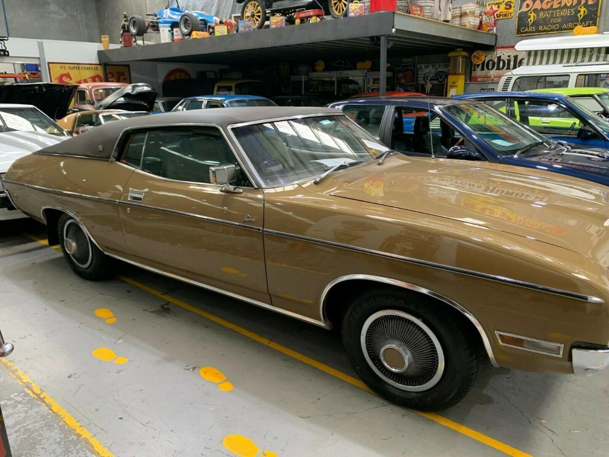 1975 Ford Landau Australia Gold paint images 2021 (1).jpg