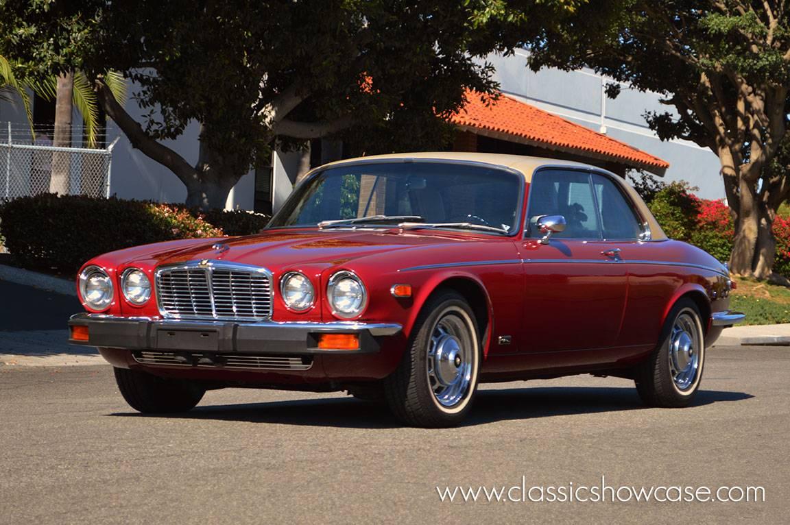 1975 Jaguar XJC Tan on maroon colour XJ12C images (1).jpg