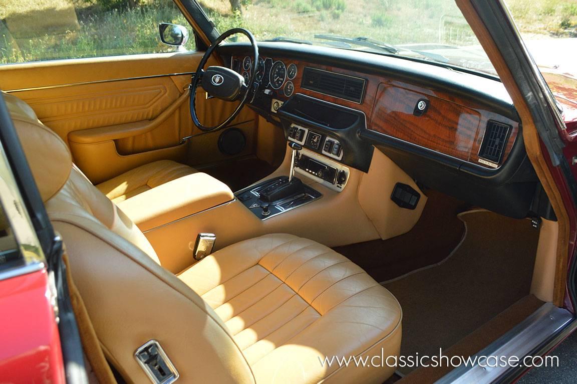 1975 Jaguar XJC Tan on maroon colour XJ12C images (10).jpg