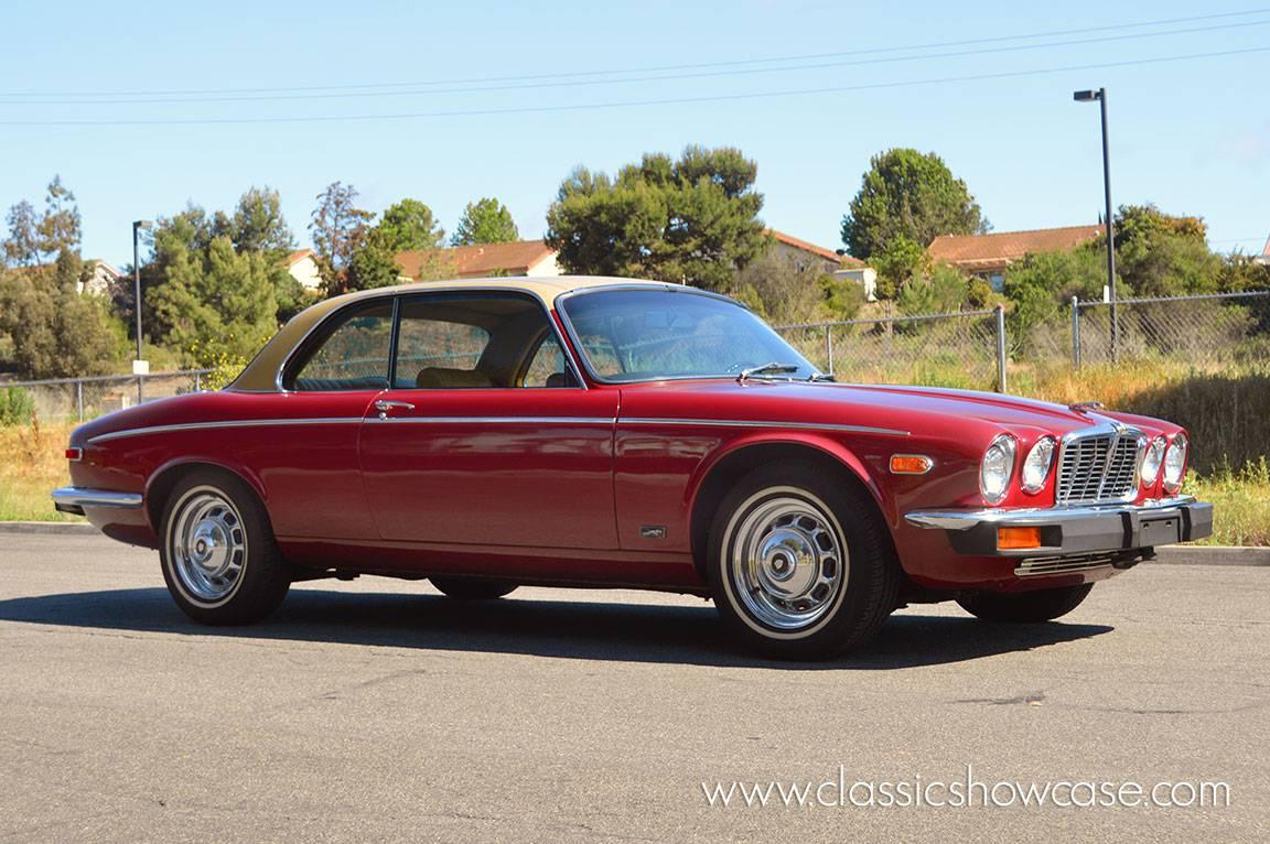 1975 Jaguar XJC Tan on maroon colour XJ12C images (2).jpg