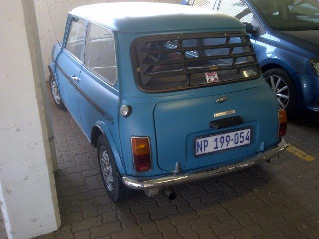 1976 Leyland Mini GTS South Africa Sapphire Blue (3).jpg