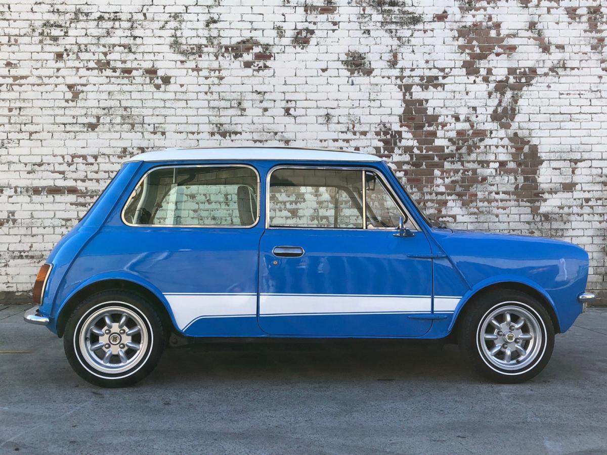 1976 Leyland Mini SS Australia blue images (3).jpg