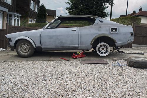 1976 Mitsubishi Galant GTO hardtop restoration (26).jpg