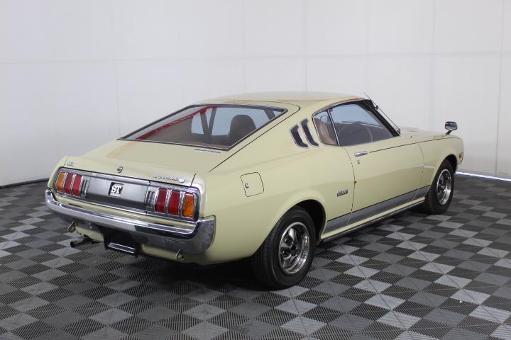 1976 TA27 Celica liftback Australia images creme auction (5).jpg