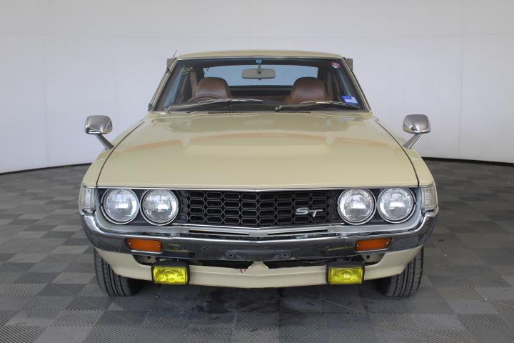 1976 TA27 Celica liftback Australia images creme auction (8).jpg