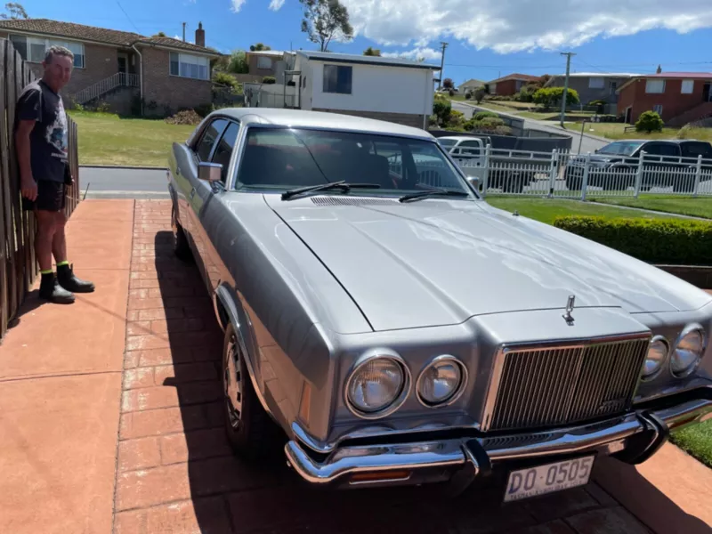 1977 Ford ZH LTD Silver Monarch for sale Australia red cloth trim Tasmania (5).png