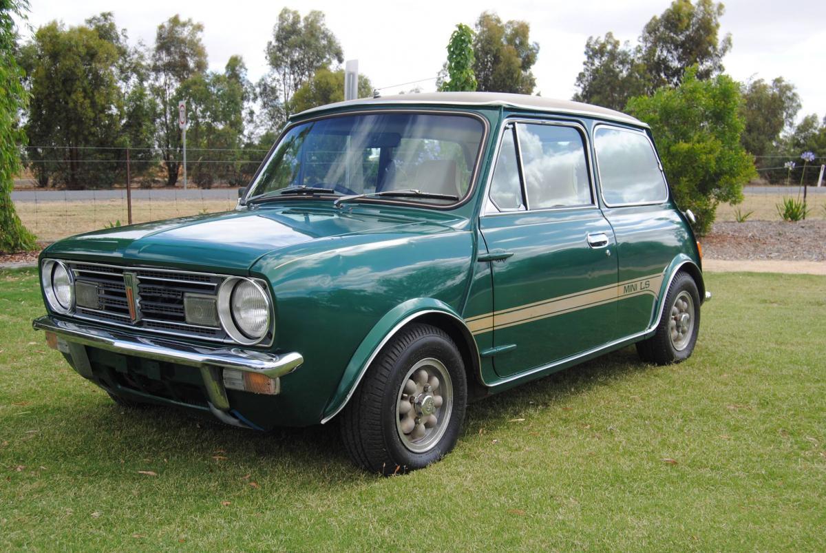 1977 Green Iridium Leyland Mini LS 998cc for sale (2).jpg