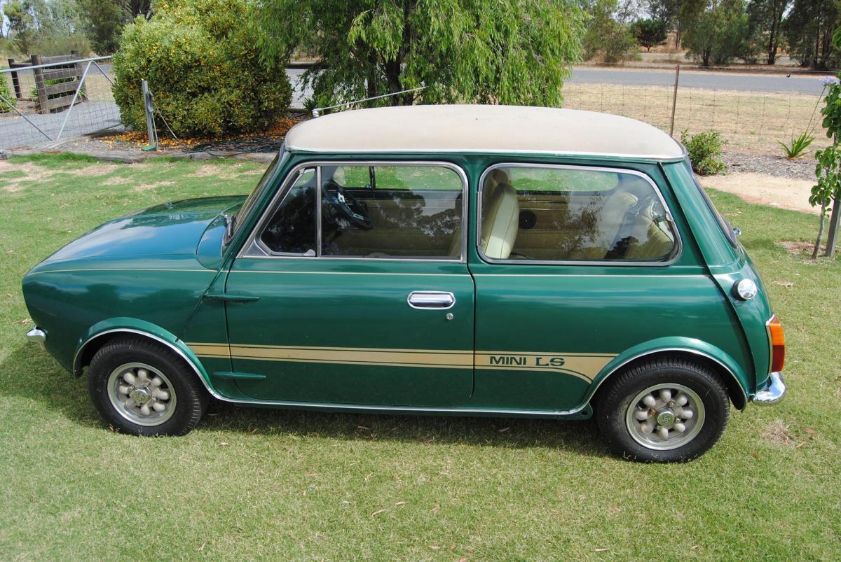 1977 Green Iridium Leyland Mini LS 998cc for sale (3).jpg