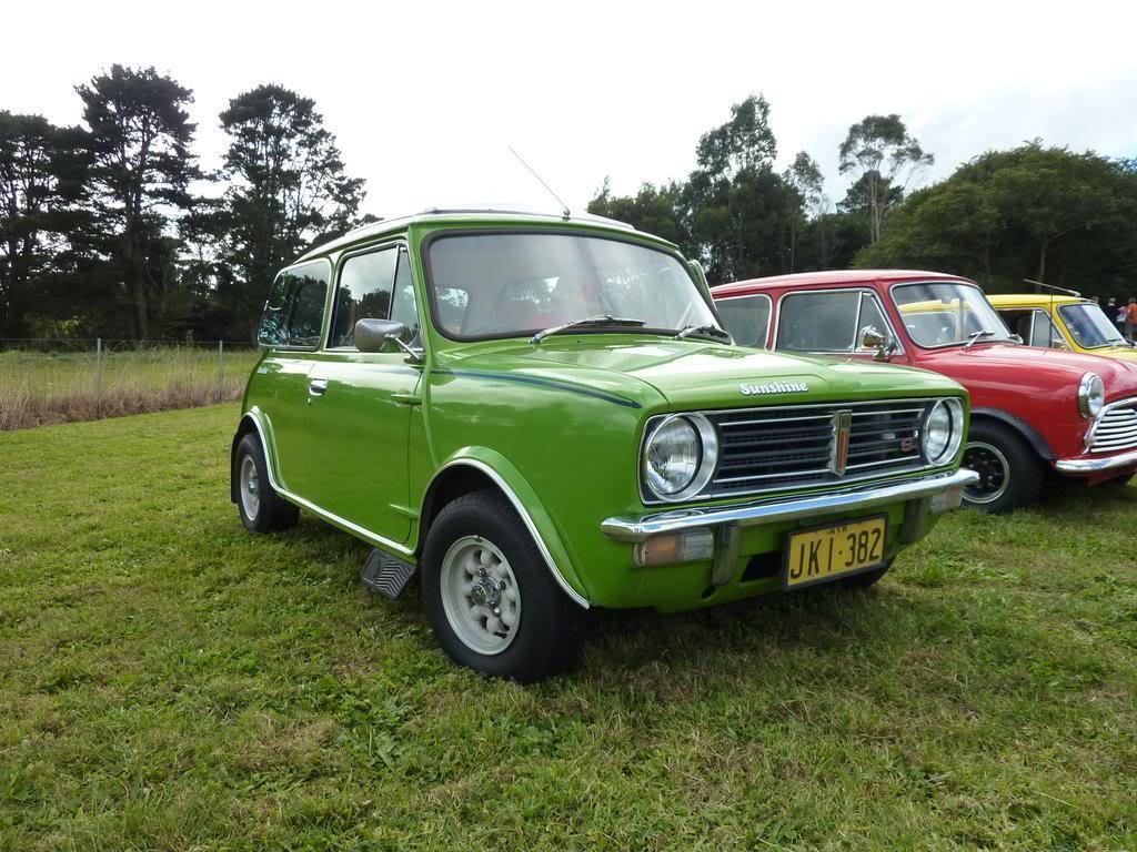 1977 Leyland Mini S Sunshine Jade Green Car 2 Images (5).jpg