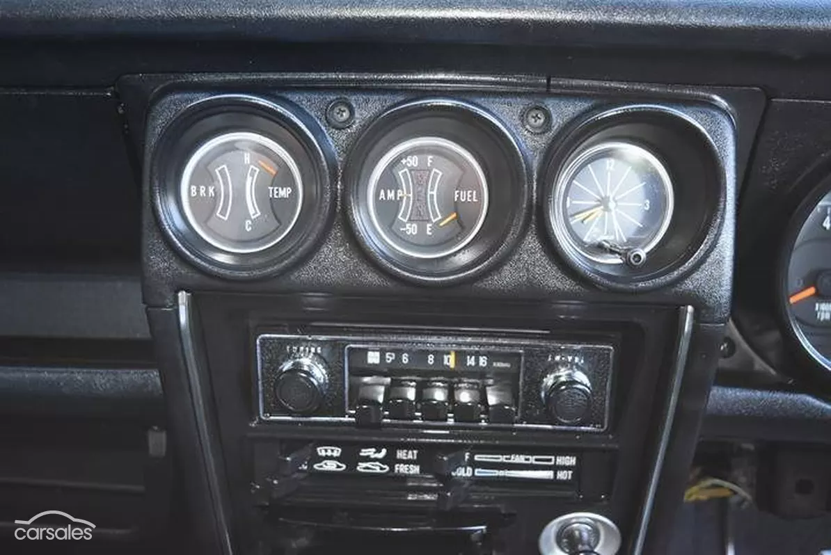 1977 Mazda RX3 interior images black (11).png