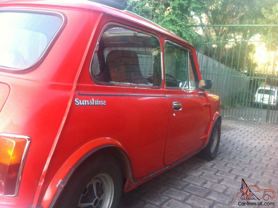 1977 Red Leyland Mini Sunshine sunroof images Australia (3).jpg