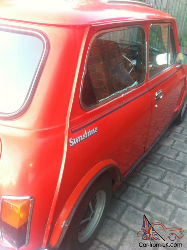 1977 Red Leyland Mini Sunshine sunroof images Australia (6).jpg