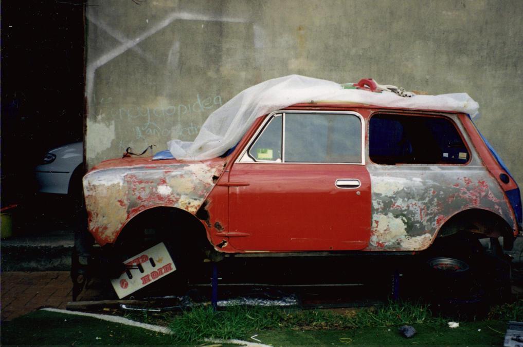 1977 mini sunshine red images sunroof australia (1).jpg