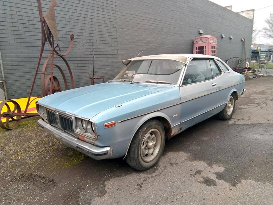 1978 Datsun 200B SSS Coupe blue images (15).jpg